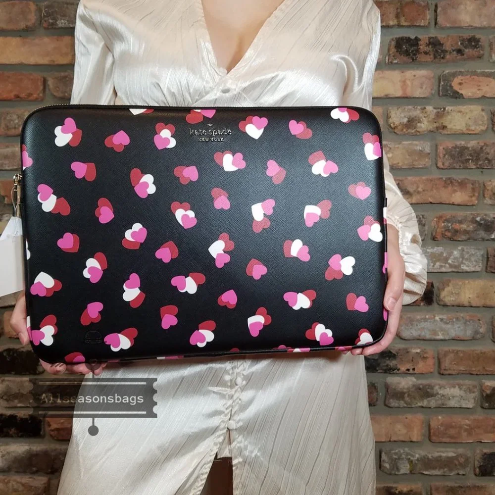 AUTHENTIC Kate Spade Staci Universal Laptop Sleeve with Flutter Heart Print NWT